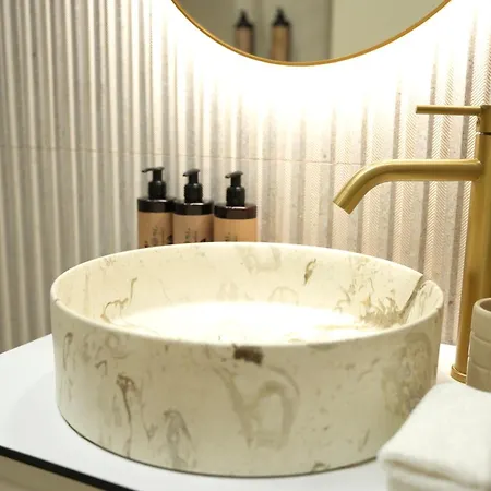 Apartamento Nea Deluxe Tirana