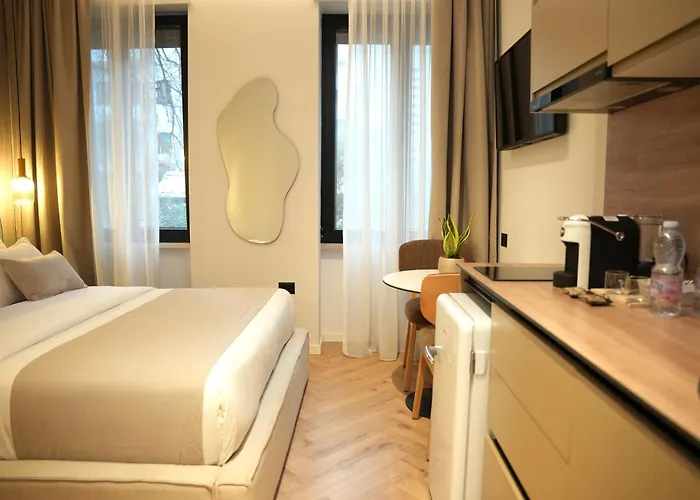 Nea Deluxe Apartment