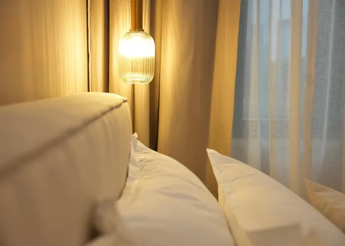 Nea Deluxe Apartman *
